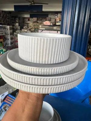 12pcs Luxury Ceramic Dinner Set Available in This Grey Color
Quality