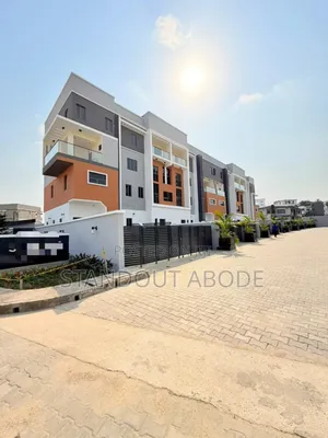 4bdrm Maisonette in In An Estate, Opebi for sale