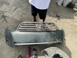 Complete Front Bumper Highlander 2008