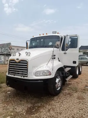 2004 Mack Truck Head.