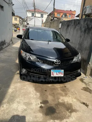 Toyota Camry SE 4dr Sedan (2.5L 4cyl 6A) 2013 Black