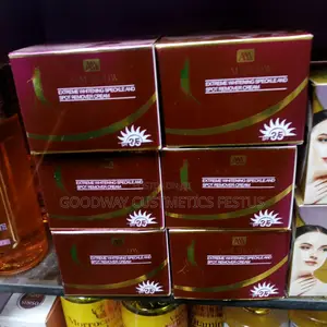 A M Glow Face Cream