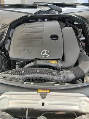 Mercedes-Benz C300 2020 Silver