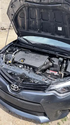 Toyota Corolla LE 4dr Sedan (1.8L 4cyl CVT) 2014 Blue
