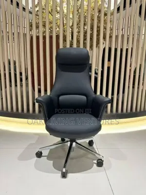 Executive Swivel Office Chair