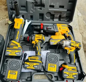 4 in One Dewalt