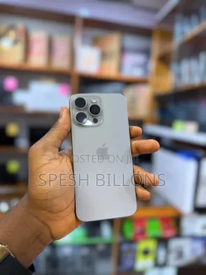 New Apple iPhone 15 Pro Max 512 GB Silver