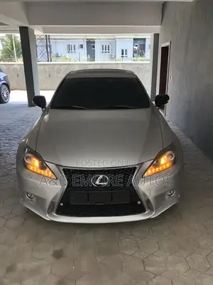 Lexus IS 2013 Silver