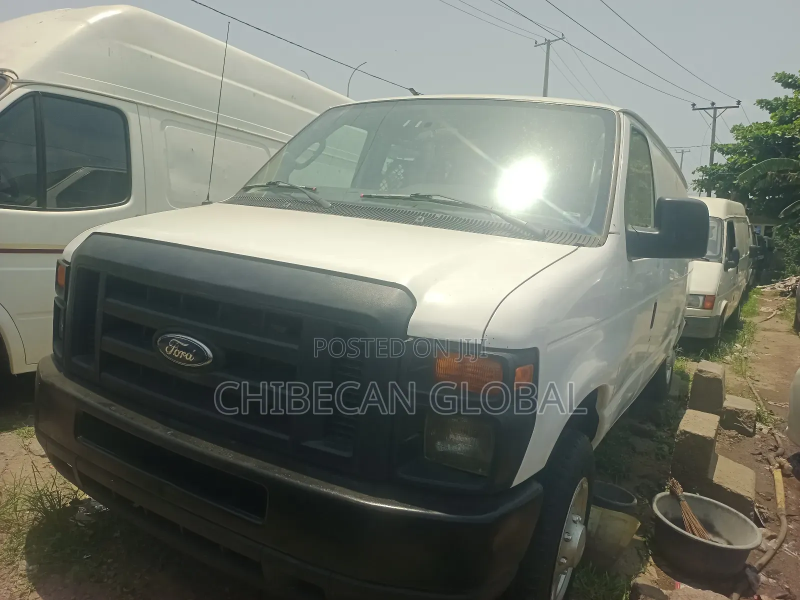 Ford E250 2016 White