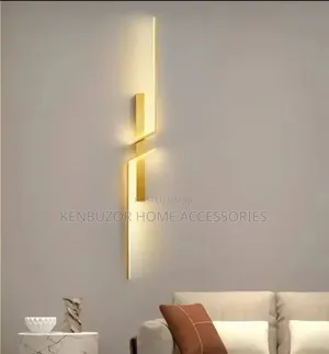 Gold Sleek Led Luxury Wall Lamp