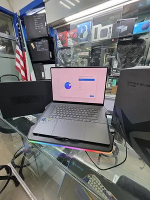 Laptop Asus ROG Zephyrus G16 16GB Intel Core Ultra 9 SSD 1T