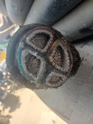 3x300mm2 +1×150mm2 Armoured Aluminium Cable