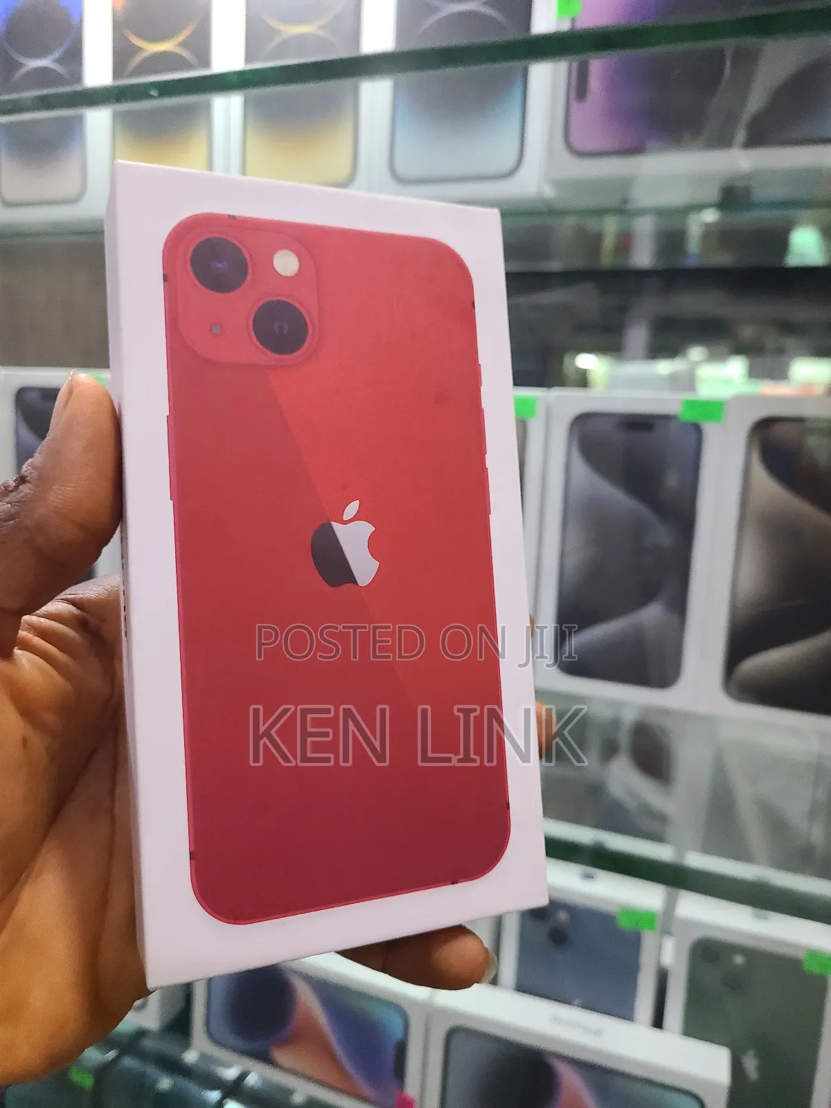 New Apple iPhone 13 128 GB Red