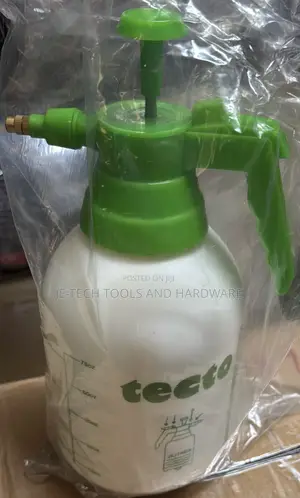 Tecto 2l Hand-Held Pressure Sprayer.