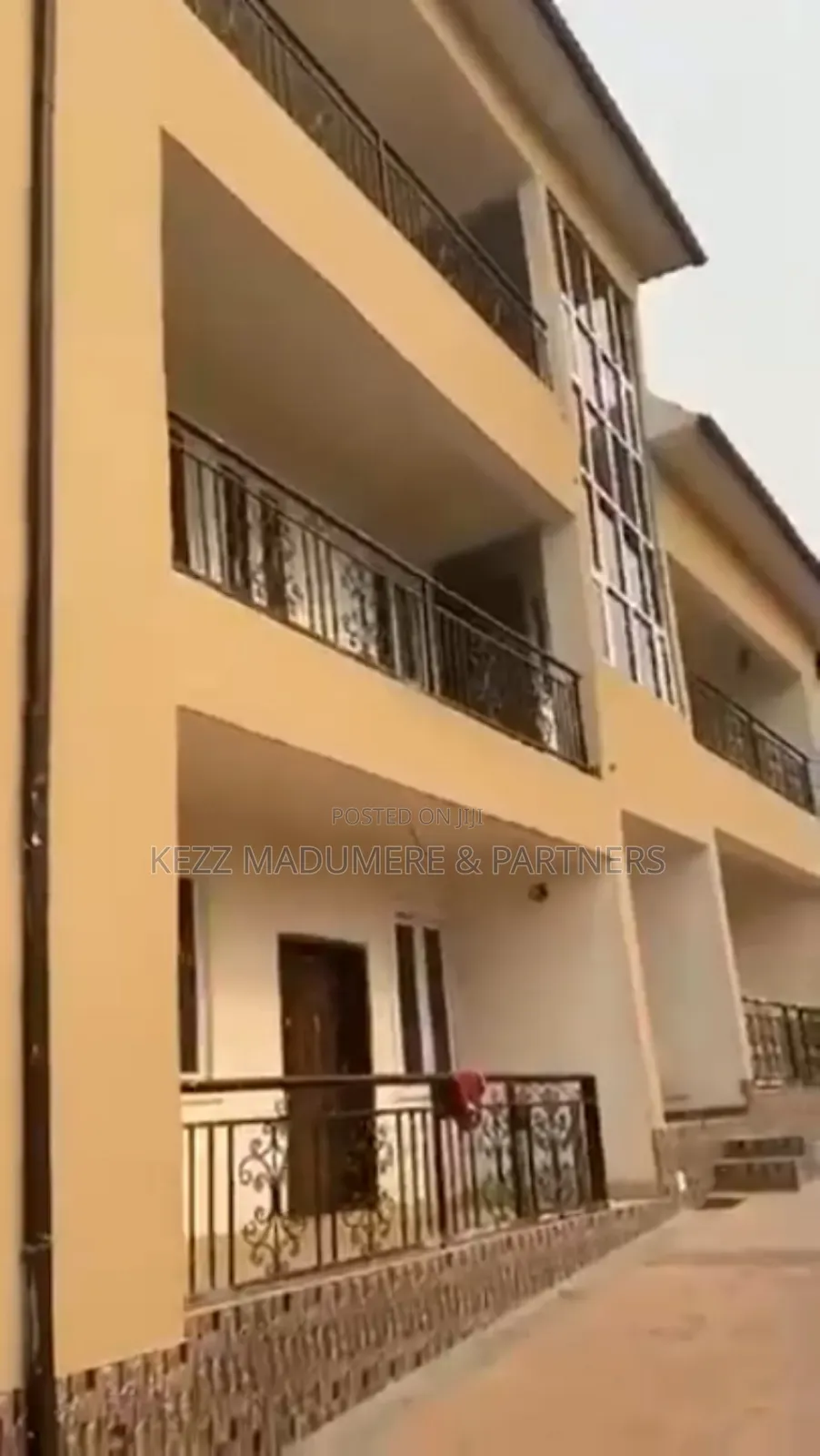 5bdrm Block of Flats in Lemna, Calabar , for sale