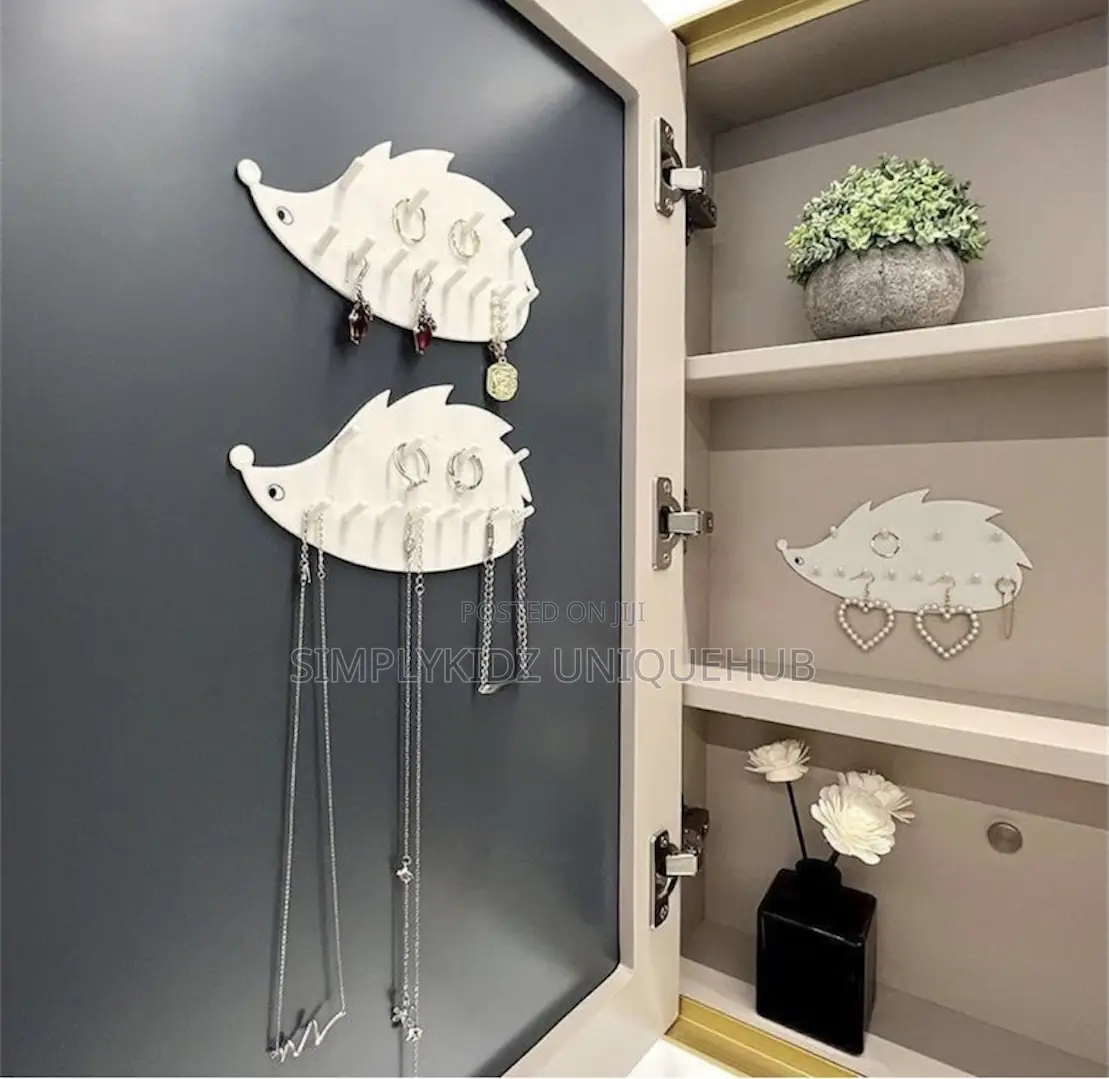 Ute Hedgehog Shape Sticky Multifunctional Hook