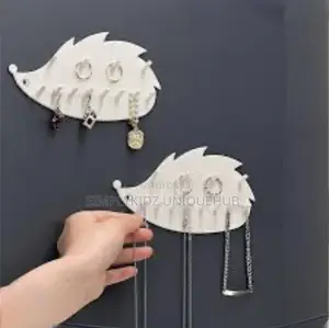 Ute Hedgehog Shape Sticky Multifunctional Hook