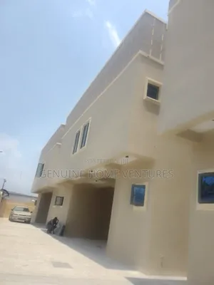 1bdrm Duplex in Agric for rent