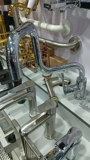 Modern Chrome Swan Neck Kitchen Mixer Tap
Description: