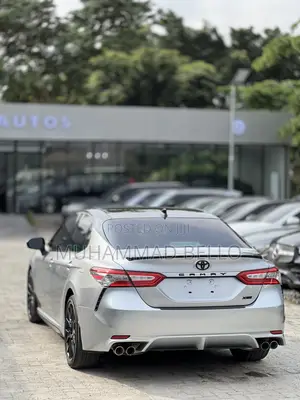 Toyota Camry XSE (2.5L 4cyl 8A) 2019 Gray