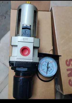 1/2" Pneumatic Air Filter and Pressure Regulator. Brand: SNS