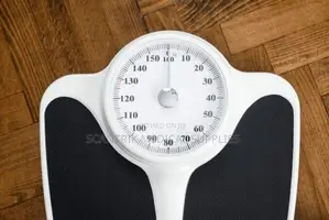 Durable Analog Bathroom Scale With Non-Slip Base