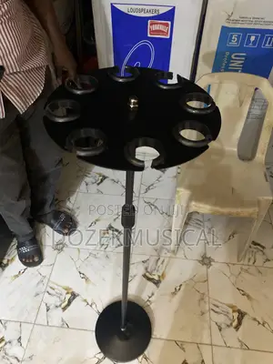 8 Multiple Microphone Stand