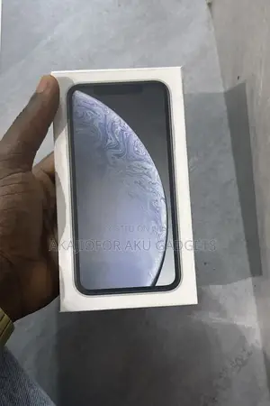 New Apple iPhone XR 64 GB White