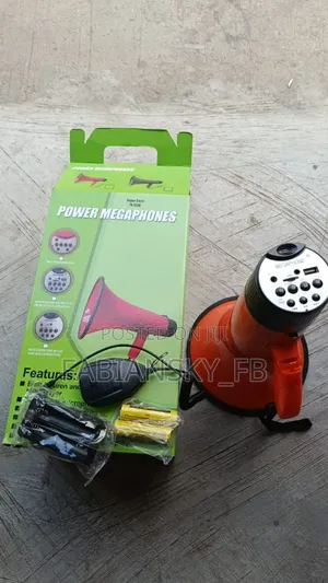 Original Megaphone TM 15 With Reachable Battery