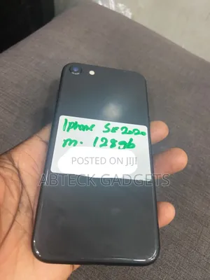 Apple iPhone SE (2020) 64 GB Gray