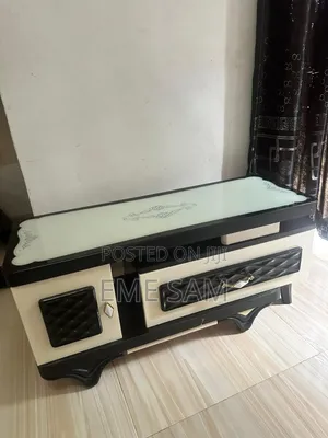 Glass Top Tv Stand