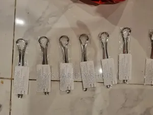 Metal Tongue Cleaner