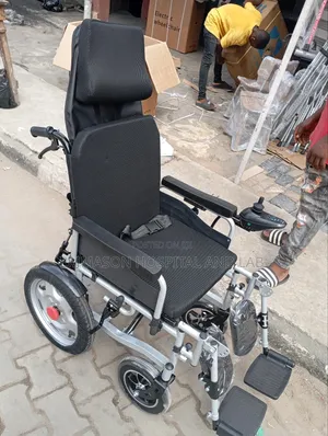 Electric/Motorised Wheelchair