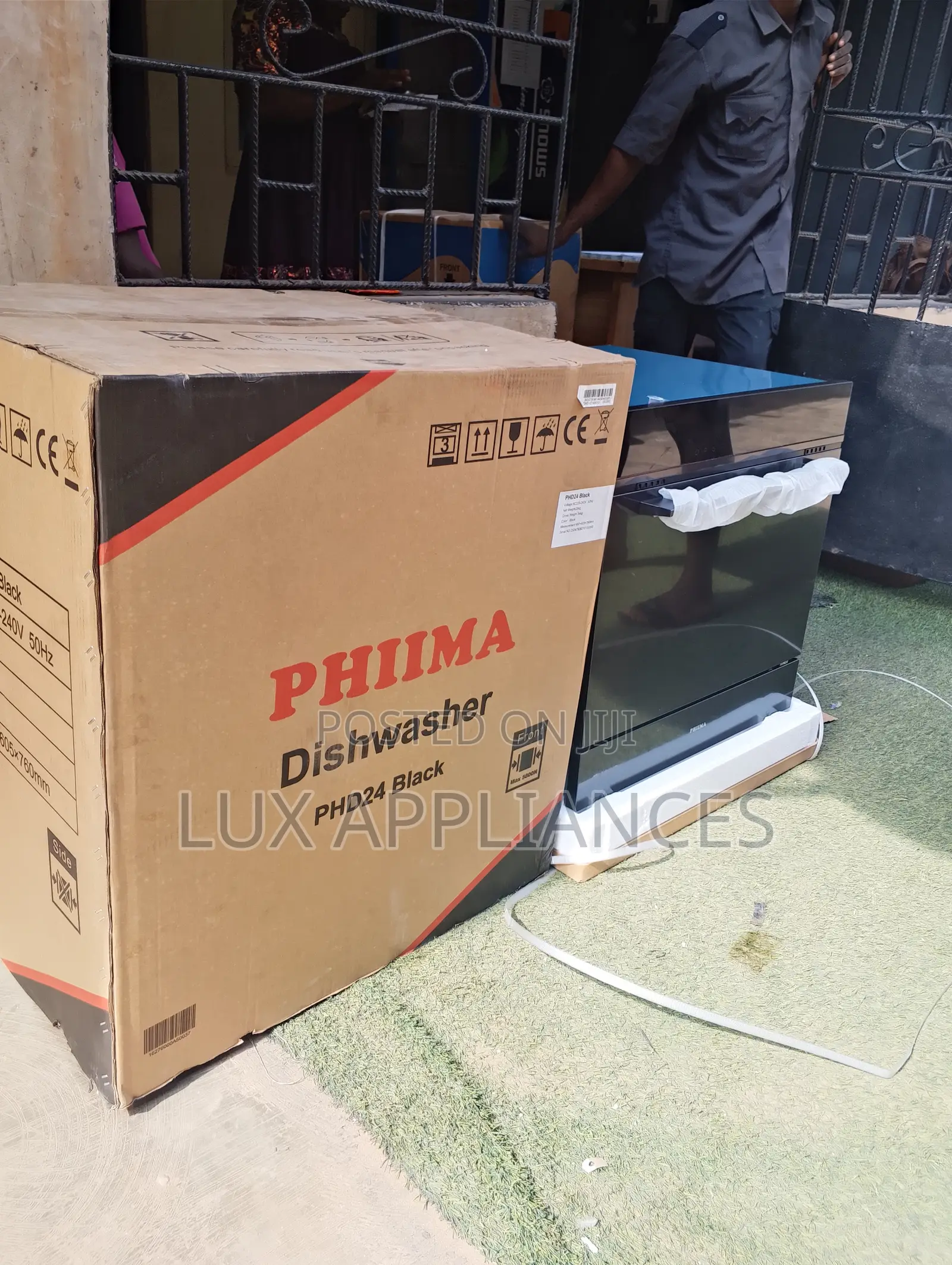 Phiima Dishwashing Machine