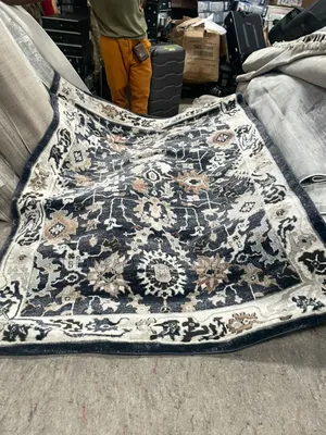 5ft by 7ft Patterned Rug