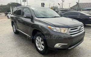 Toyota Highlander 2010 Gray