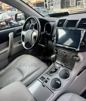 Toyota Highlander 2010 Gray