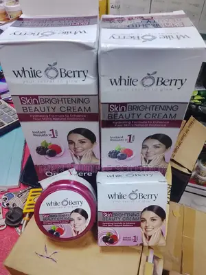 White Berry Skin Brightening Beauty Cream
