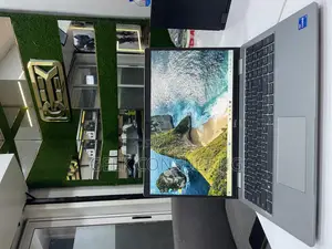 Laptop Dell Latitude 5520 16GB Intel Core i7 SSD 512GB