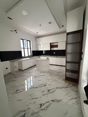 5bdrm Duplex in Lekki Palms City for sale