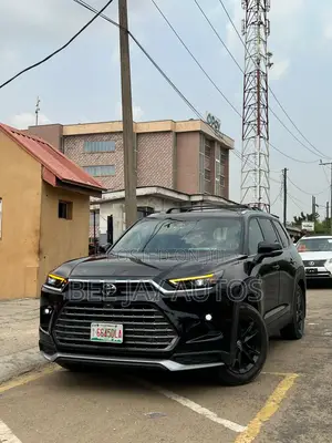 Toyota Grand Highlander 2024 Black