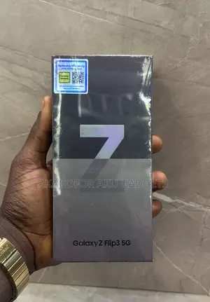 New Samsung Galaxy Z Flip 3 256 GB Black