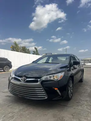 Toyota Camry XLE 4dr Sedan (3.5L 6cyl 6A) 2015 Black