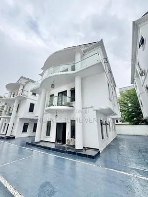 4bdrm Duplex in Banana Island for sale