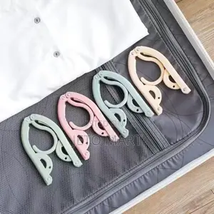 Foldable Travel Hanger "4pcs"
