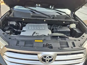 Toyota Highlander SE 3.5L 4WD 2013 Black
