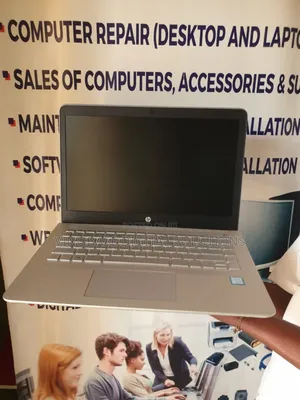 Laptop HP Pavilion 14 4GB Intel Core i3 HDD+SSD 128GB