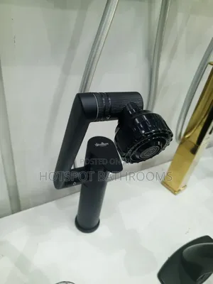 Pull-Out Kitchen Mixer Tap