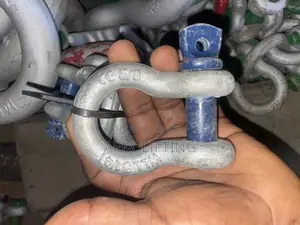 5/8” Gt6 Galvanized Screw Pin Bow Shackles