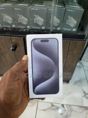 New Apple iPhone 15 Pro 256 GB
